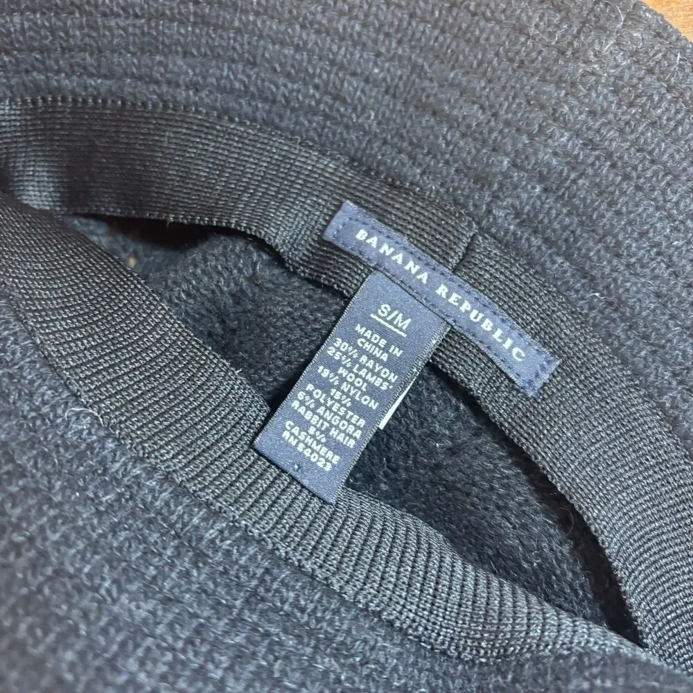 Banana Republic Women's S/M Black Buckle Bucket Hat Wool Rayon Angora Rabbit